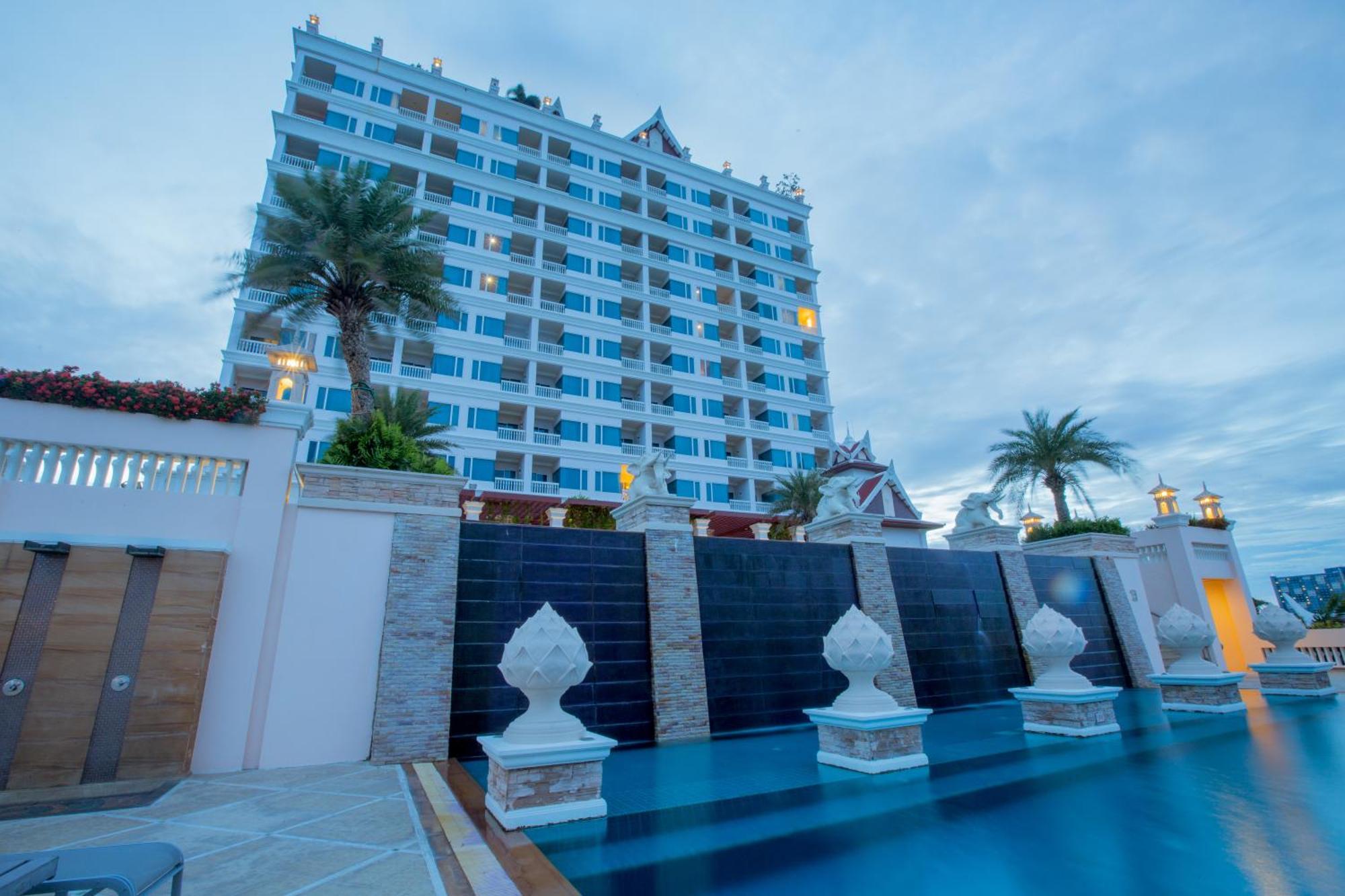 Grand Pacific Sovereign Resort & Spa Cha-Am Exterior photo