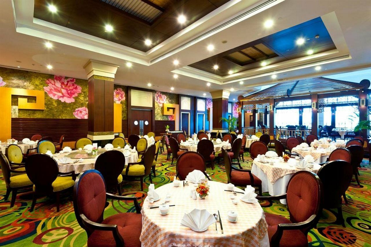 Grand Pacific Sovereign Resort & Spa Cha-Am Exterior photo